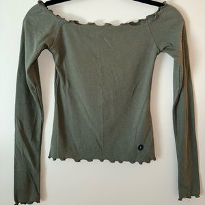 Brand New Hollister off the shoulder shirt